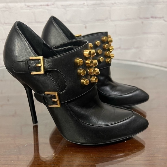 GUCCI gold studded TOM Women’s ankle booties with super sexy 4” stilettos 7.5 - Picture 1 of 14